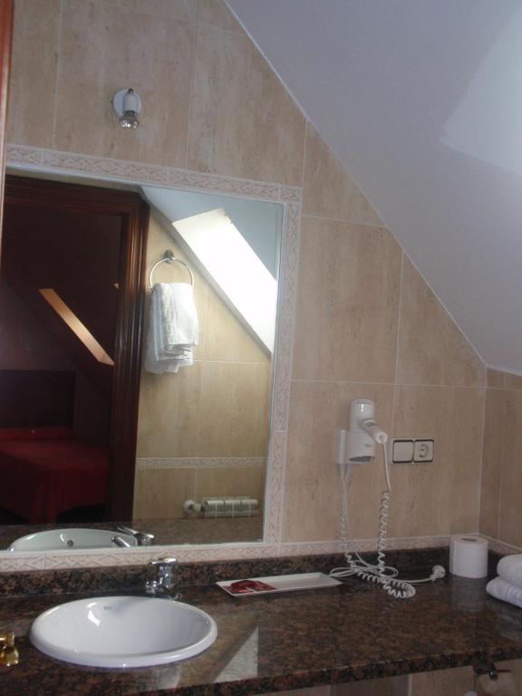 Hotel Favila Oviedo